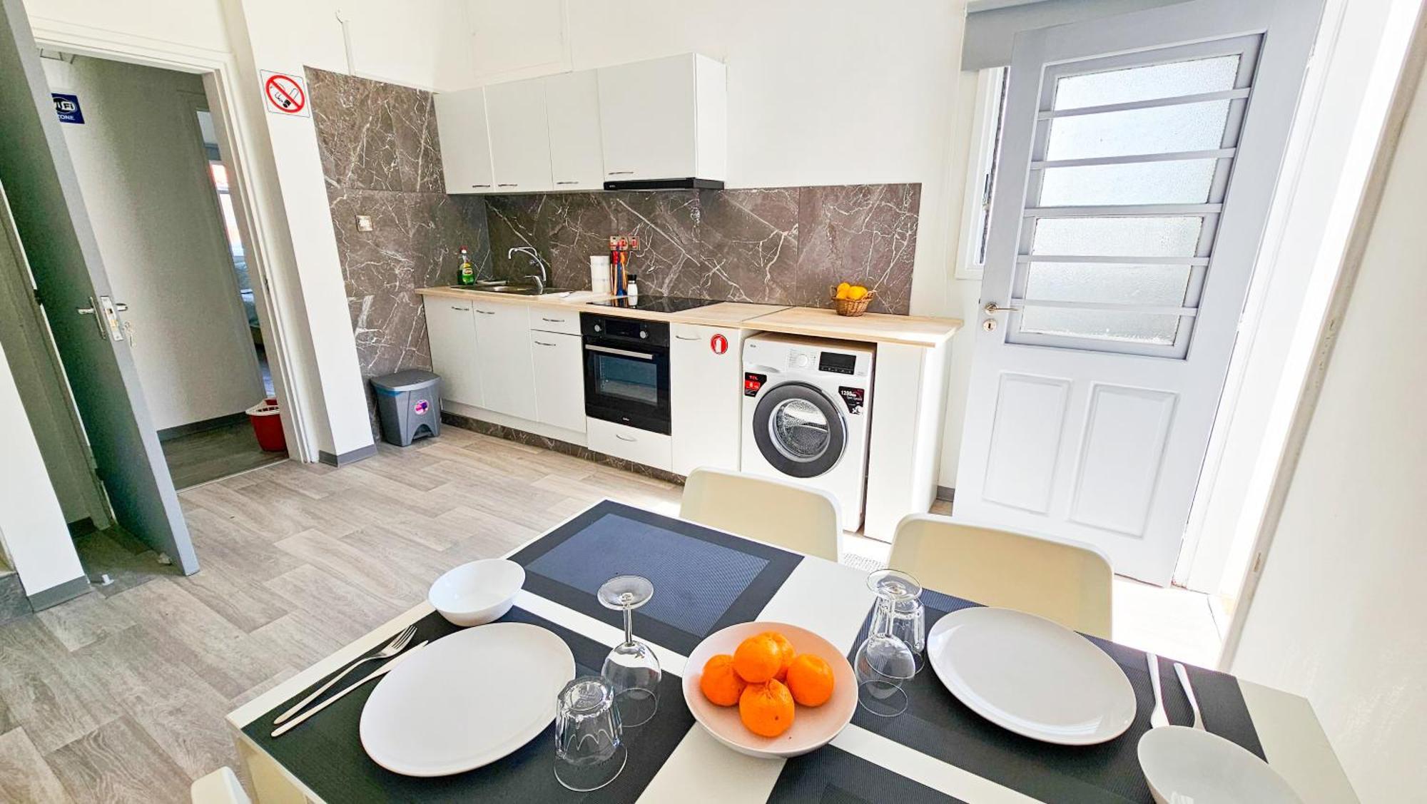 The Lemon Tree Hostel Larnaca Zewnętrze zdjęcie